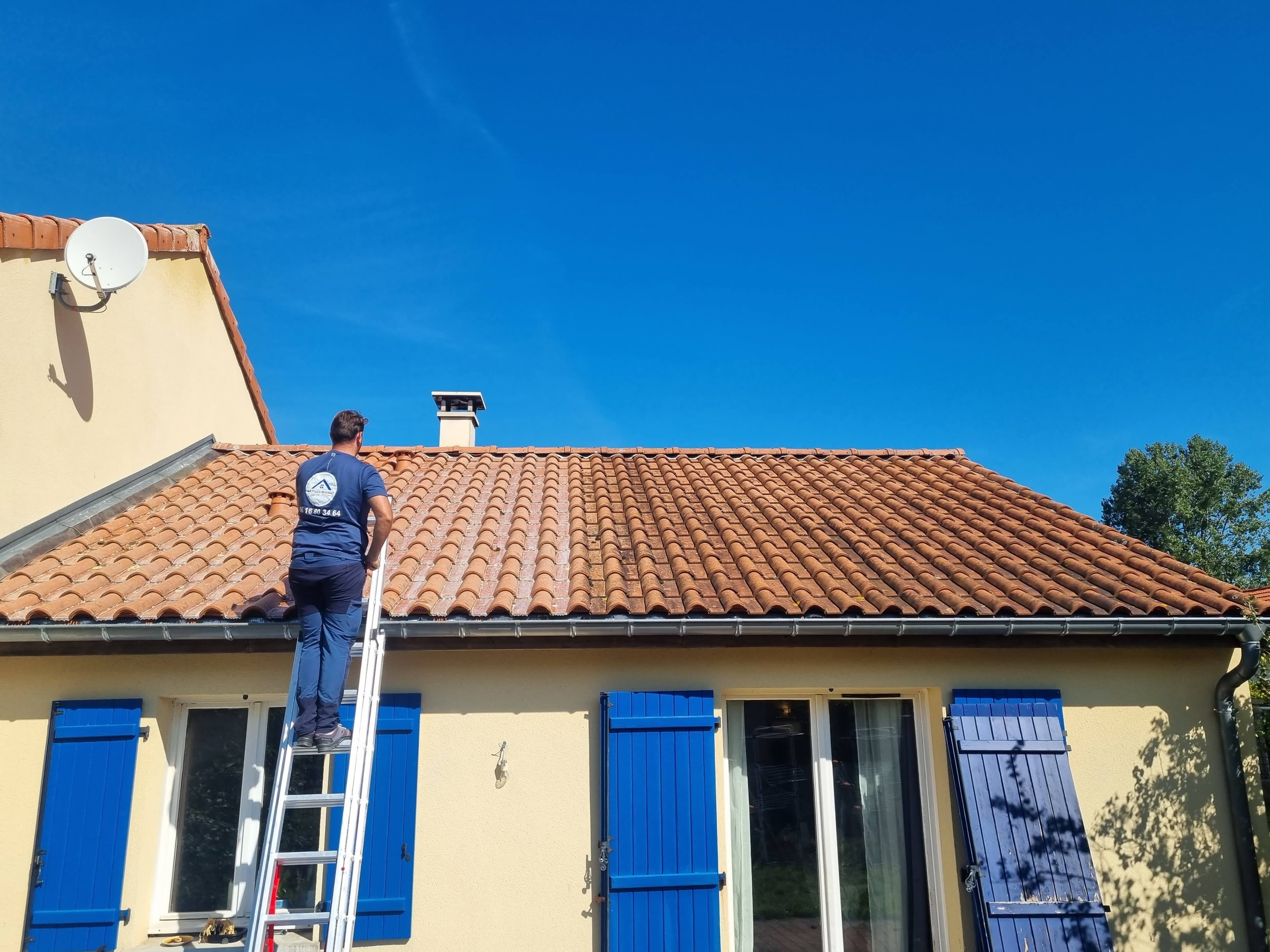 Nettoyage tuiles ventabren